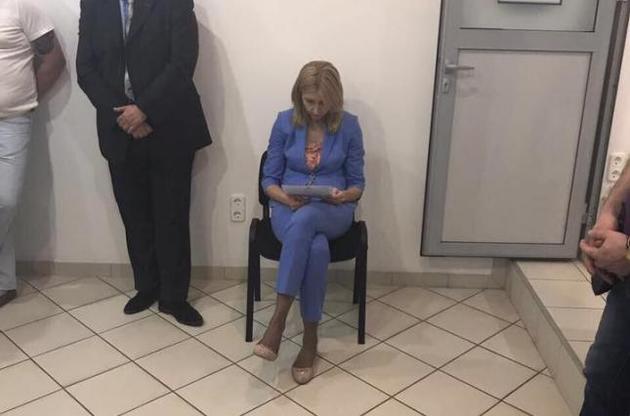 Взяточница требовала 5 миллионов долларов