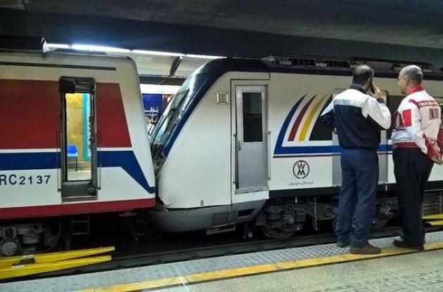 В метро Тегерана столкнулись два поезда, пострадали 25 человек