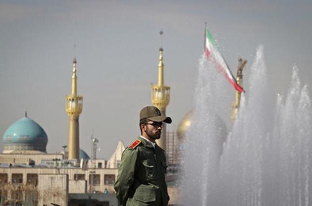 В мавзолее аятоллы Хомейни в Тегеране произошел взрыв