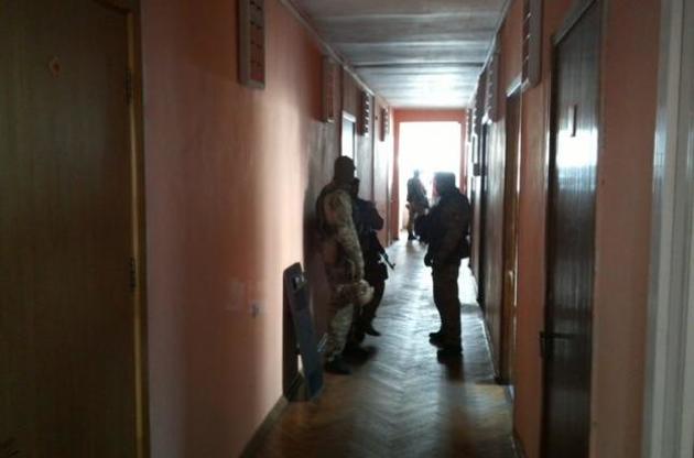 Правоохранители провели обыск и выемку документов в мэрии Ирпеня