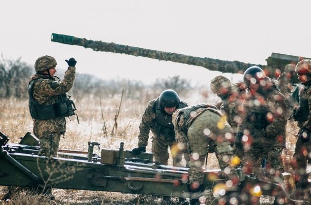 ЗСУ потребують зброї, що здатна вражати російську артилерію на відстані 10-20 км від переднього краю – Бутусов