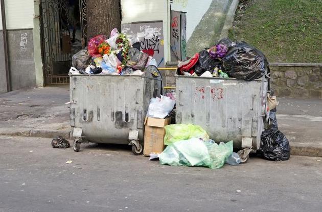 Міську владу Львова знову попросили ввести у місті режим НС через проблеми зі сміттям