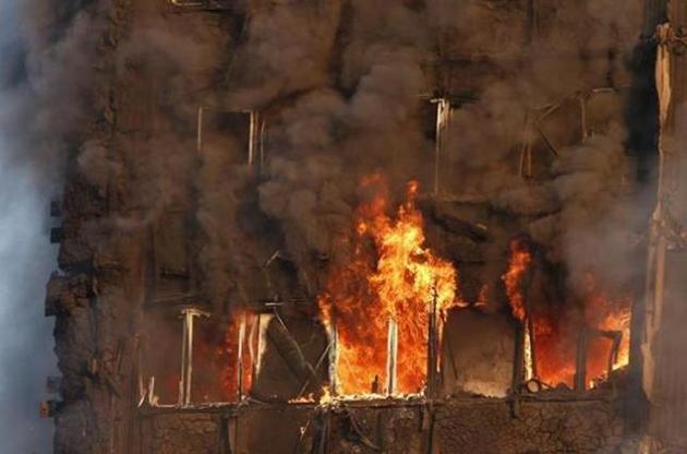 У лондонській поліції підтвердили загибель шести осіб при пожежі у багатоповерхівці