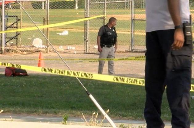 У США невідомий поранив конгресмена та двох поліцейських