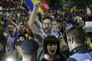 Эсдек пошел на эсдека