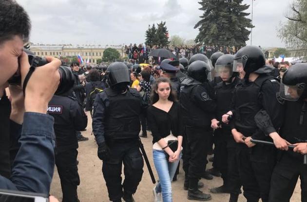 Демонстранти нагадали, що не всі у Росії готові й далі миритися з путінською "стабільністю".