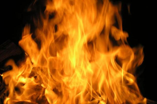 У Пакистані загорівся бензовоз, внаслідок пожежі загинули понад 100 осіб