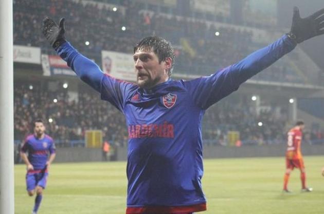 За "Карабюкспор" Селезнев забил 6 голов