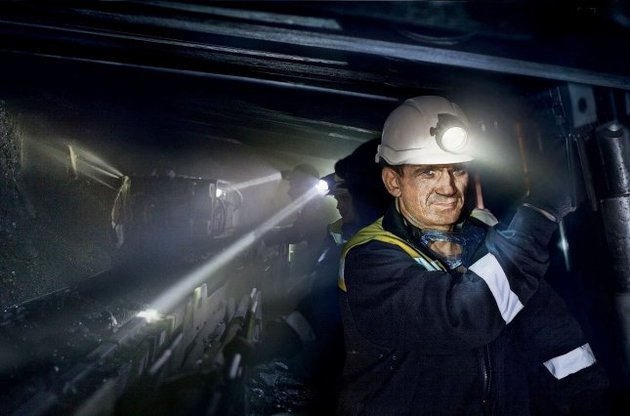 В шахте в Донецкой области вспыхнул пожар, есть пострадавшие