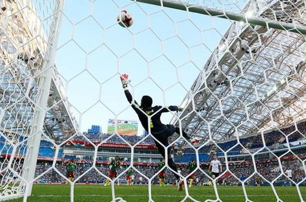 Німеччина і Чилі вийшли у півфінал