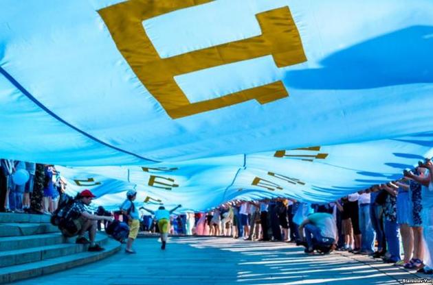 В Киеве отметят день крымскотатарского флага