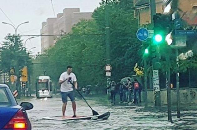 Сильна злива затопила Берлін