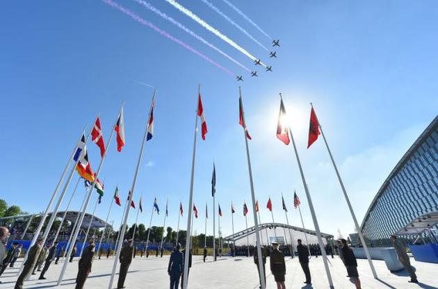 Если какой-то референдум в Украине и проводить, так это референдум о вступлении в НАТО