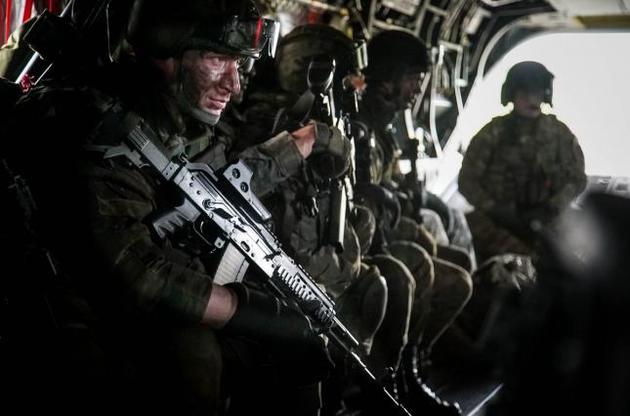 Вбачають у НАТО "захист" втричі більше українців, ніж "загрозу"