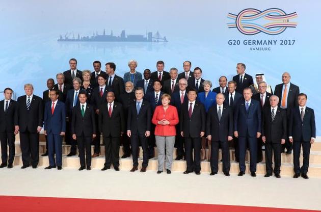 Меркель не вдалося виступити в якості лідера Заходу на саміті G20.