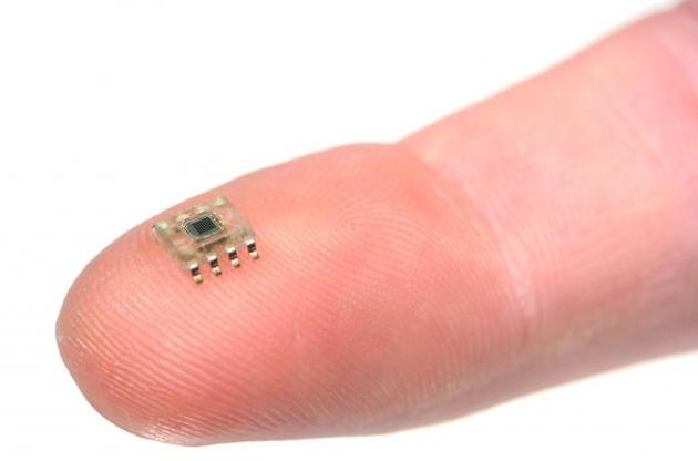 Мікрочіпи будуть імплантуватися в руки співробітників компанії