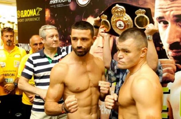 Поляков (праворуч) здобув другу перемогу після відновлення кар'єри