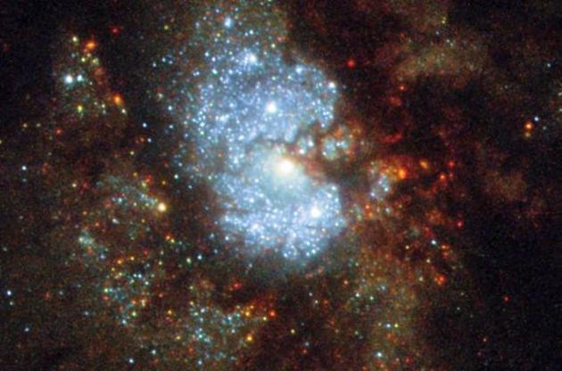 "Хаббл" сделал снимок "скрытой" галактики