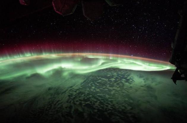 Астронавт NASA опублікував фото і відео полярного сяйва з космосу