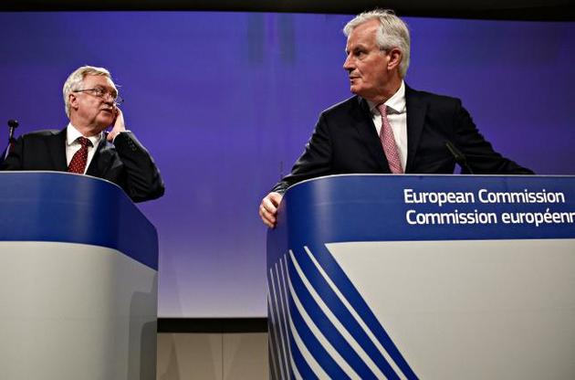 Встреча британского министра по вопросам Brexit Дэвида Дэвиса и главного переговорщика ЕС Мишеля Барнье
