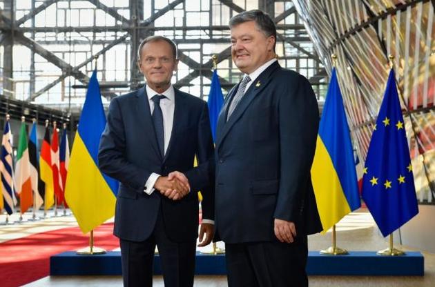 Порошенко задоволений діями Ради ЄС щодо посилення санкцій проти РФ