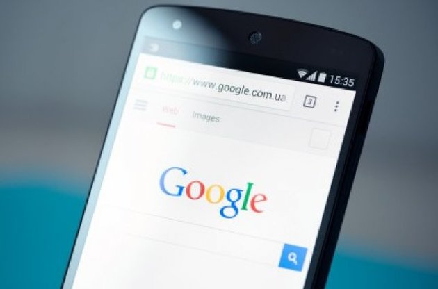 Половина пошукових запитів Google здійснюється через мобільні пристрої