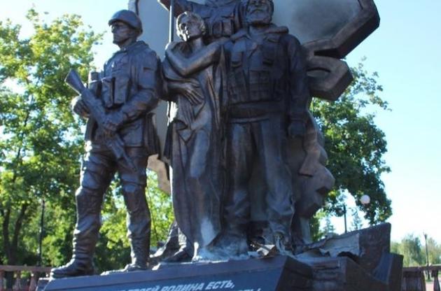 В центр Луганска взорвали памятник боевикам "ЛНР"