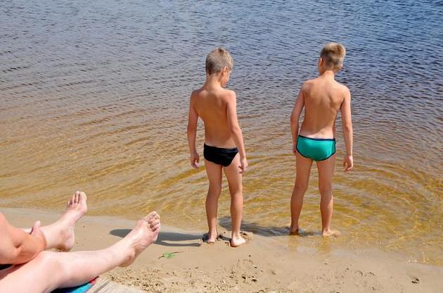 У Києві тільки два пляжі безпечні для купання