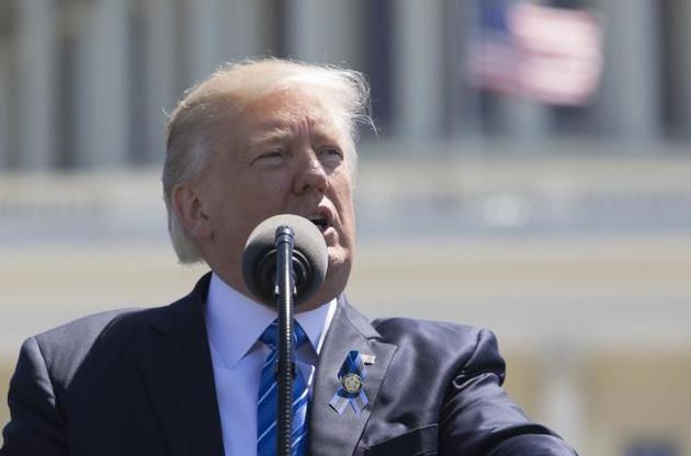 Трамп призывает Мадуро уважать конституцию Венесуэлы