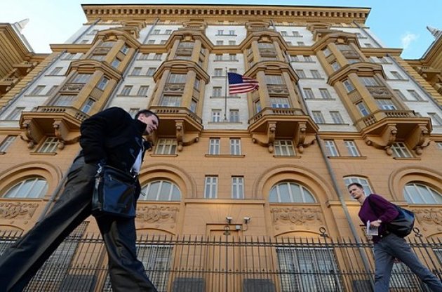 Посольство США прекращает выдавать визы белорусам в РФ