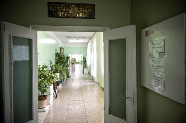 У каждого пятого украинца за последний год врачи вымогали взятку