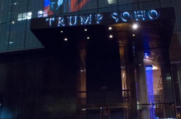 На готелі Трампа в Нью-Йорку з'явилося зображення Путіна.