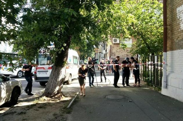 На вулиці Зоологічній в Києві з пістолета поранили чоловіка