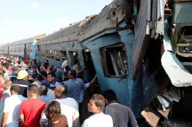 Руководитель железной дороги Египта подал в отставку после столкновения поездов