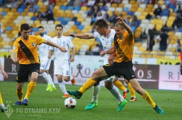 Українські клуби проведуть виїзні матчі