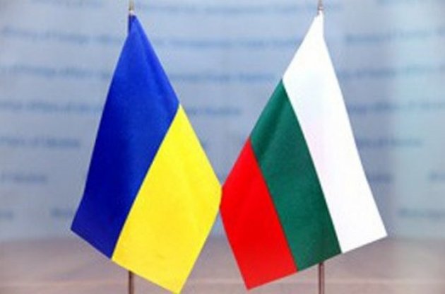 Украинское посольство возмущено флагом "ДНР" на памятных мероприятиях в Болгарии