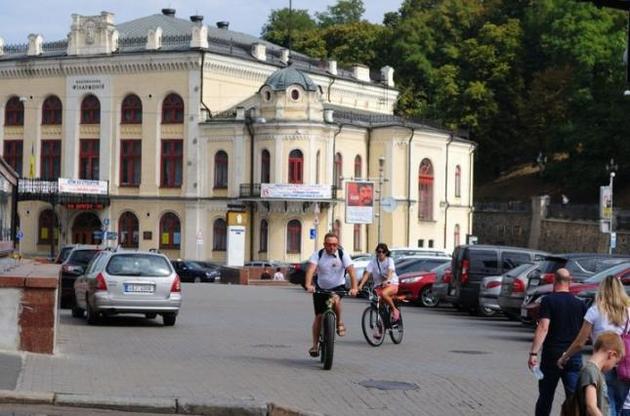 Две трети велосипедистов в Киеве беззастенчиво нарушают правила