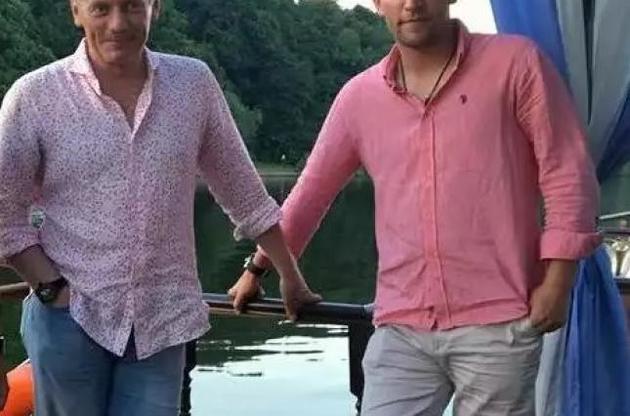 Навальний оприлюднив відео про багате життя сина Пєскова.