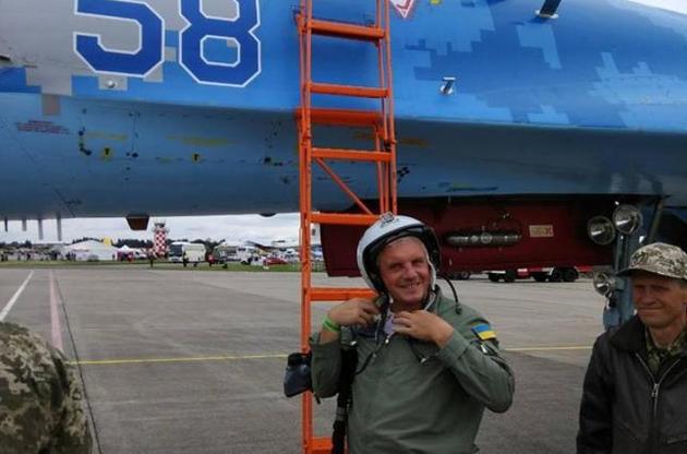 Украинский летчик второй год кряду триумфовал на международном авиапоказе в Чехии