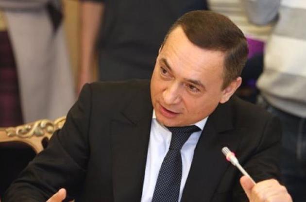 Антикоррупционные органы не стали закрывать дело в отношении Мартыненко