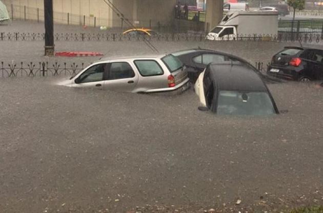 У В&#039;єтнамі сильна повінь - сім загиблих і двадцять сім зниклих безвісти.