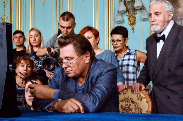 Олесь Янчук з колегами під час зйомок фільму "Таємний щоденник Симона Петлюри"