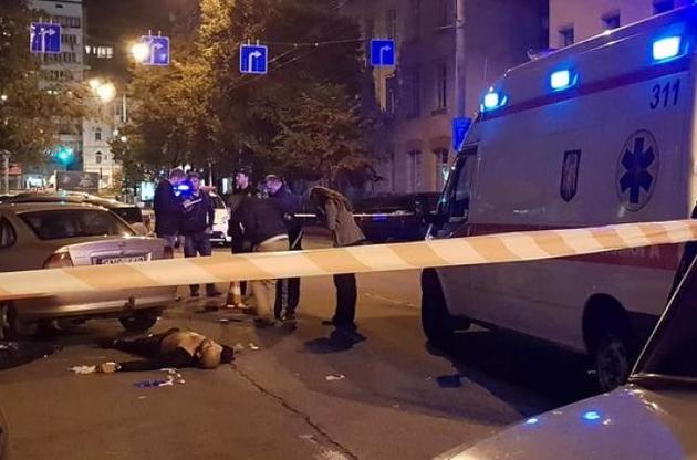 В центре Киева застрелили мужчину, преступники скрылись на автомобиле