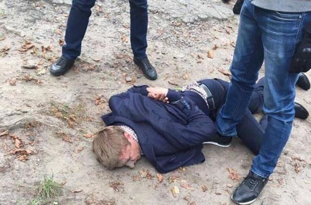 Главного &quot;радикала&quot; Фастова задержали за вымогательство у попов взятки за землю на кладбище