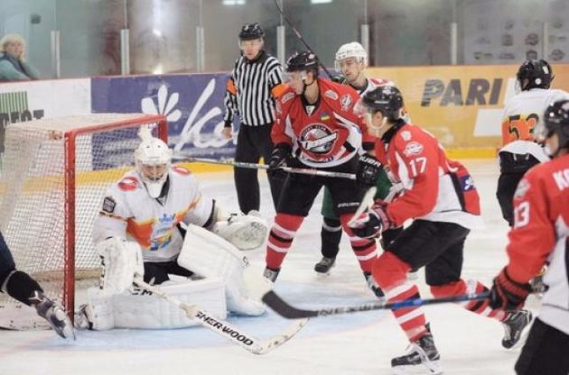 "Донбас" закинув п'ять шайб