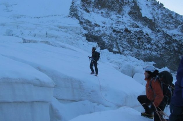 На Эльбрусе нашли тела трех украинских альпинистов