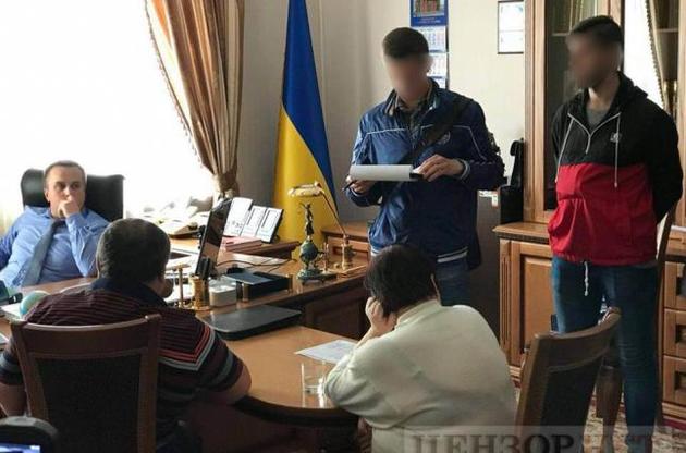 Трепак констатував, що замість системної протидії корупції в Україні триває міжвідомча боротьба за політичний вплив