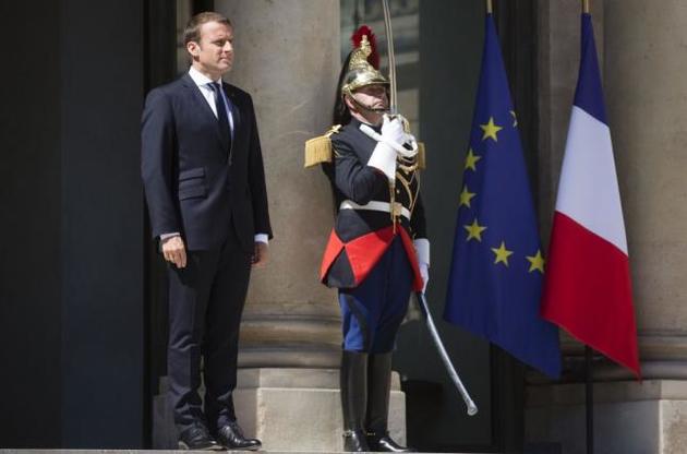 Макрон за четыре месяца растерял свой президентский рейтинг