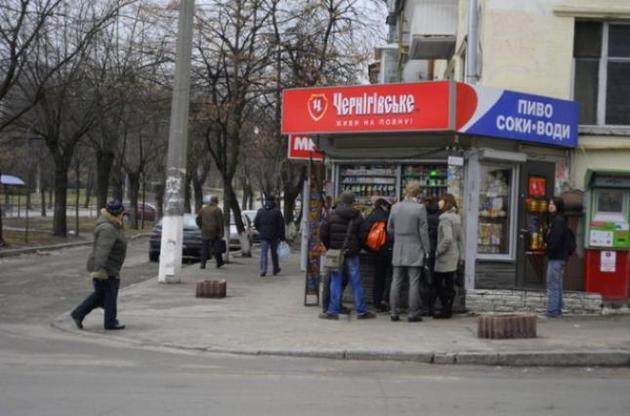 Київрада знову заборонила продаж алкоголю і пива в МАФах