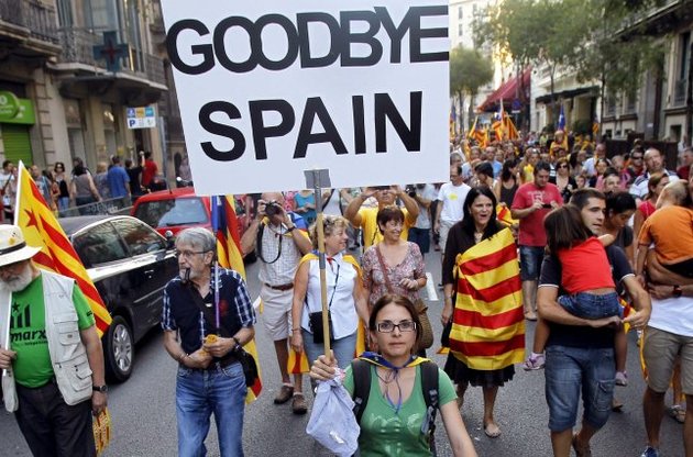 В Испании на руководство Каталонии завели дело за референдум